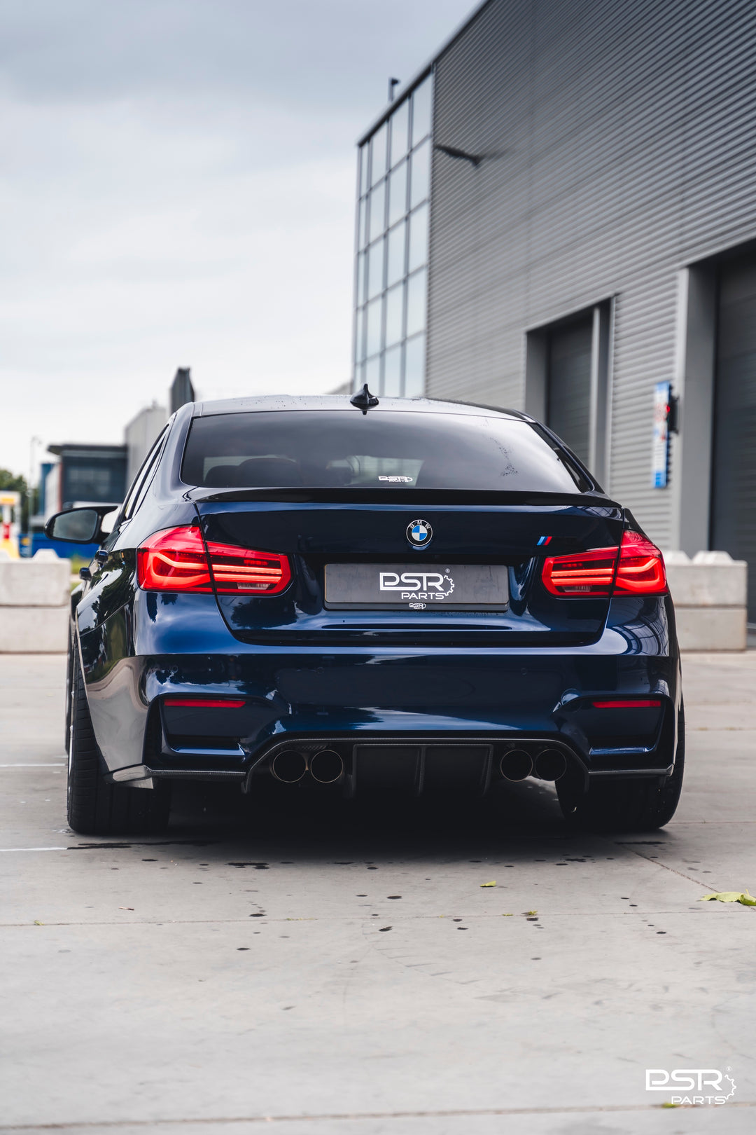 DF Wheels x DCE Parts - Dutch Forged - DF-R1 - 1-Piece Full Forged Wheels - Brushed Gunmetal
