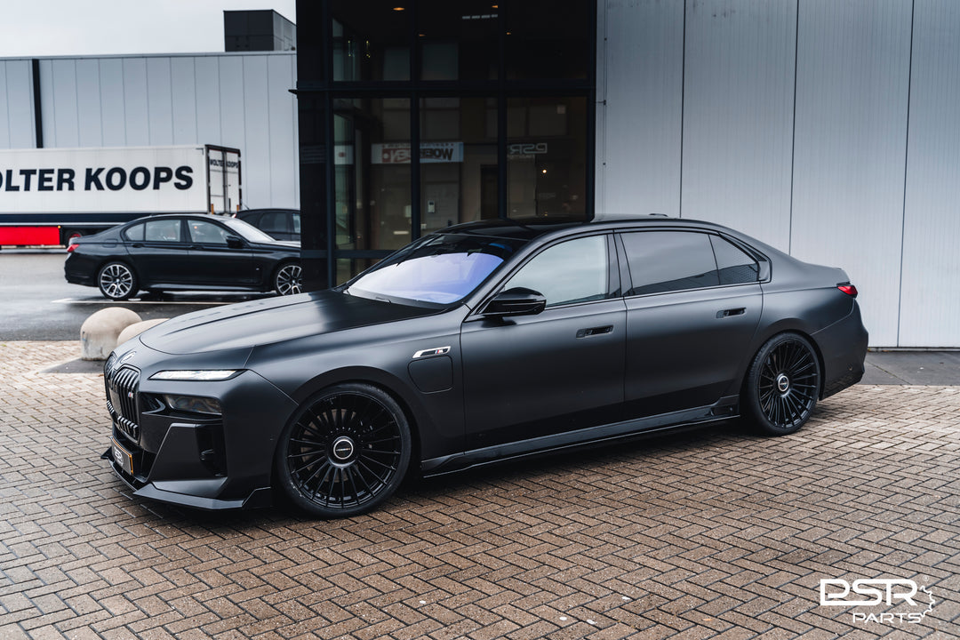 PSR Parts - Gloss Black Side Skirts for BMW G70 7 Series M760Le 760i 750e 740i 740d BMW i7