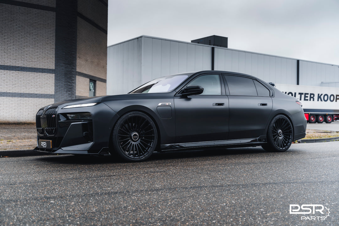 PSR Parts - Gloss Black Side Skirts for BMW G70 7 Series M760Le 760i 750e 740i 740d BMW i7