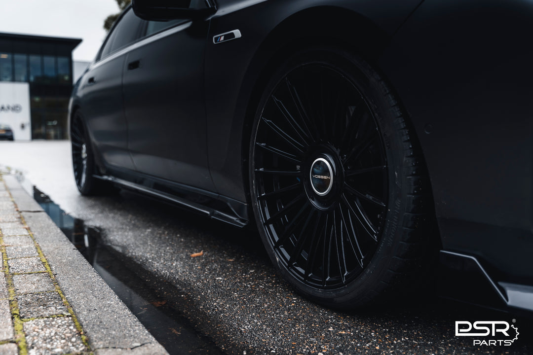 PSR Parts - Gloss Black Side Skirts for BMW G70 7 Series M760Le 760i 750e 740i 740d BMW i7