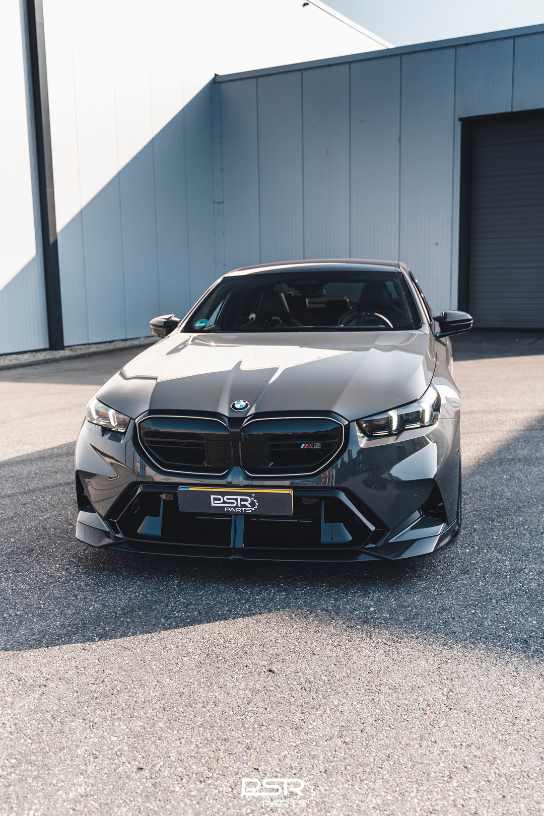 SOOQOO - BMW M5 G90 G99 Type-A Prepreg Carbon Fiber Front Lip