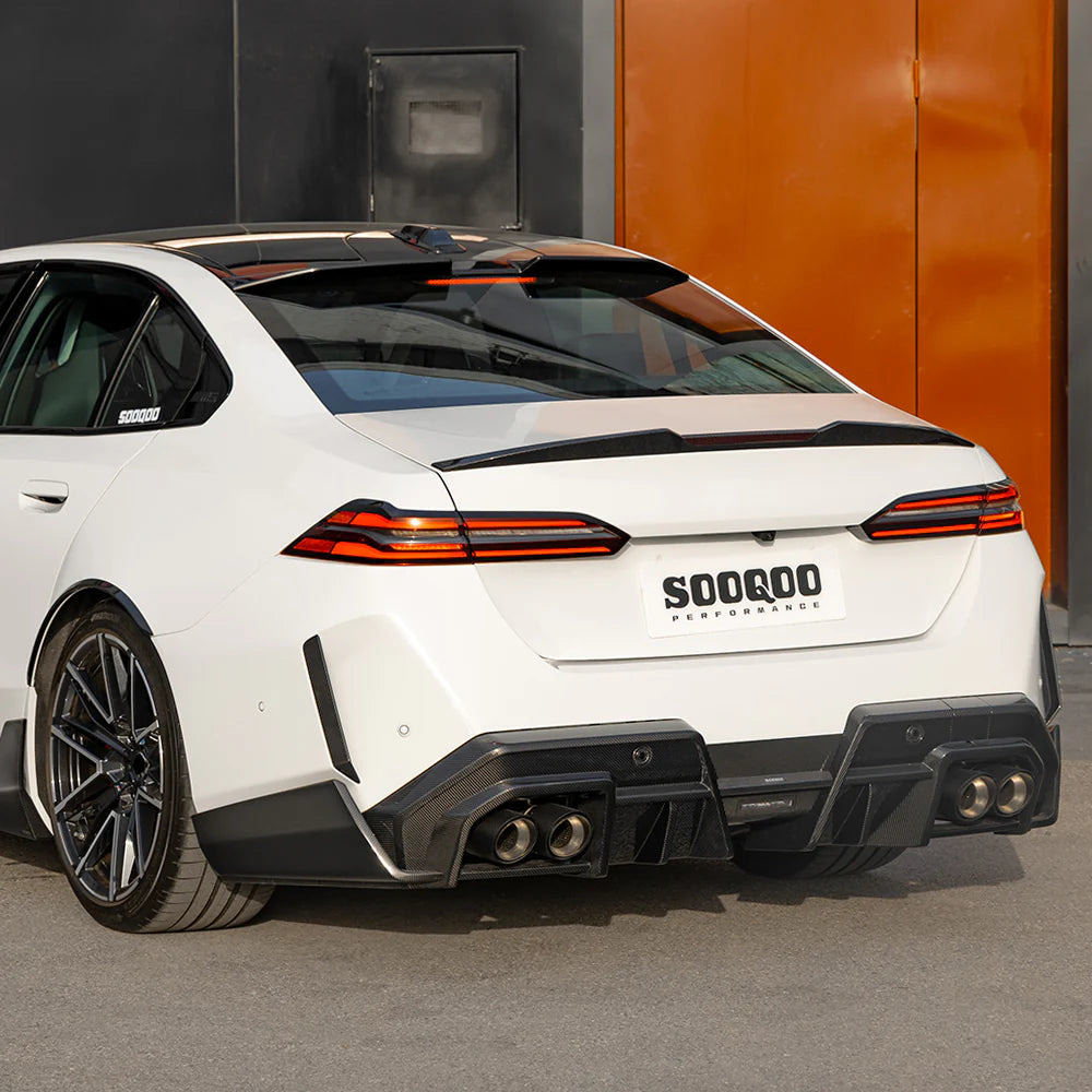 SOOQOO - M5 G90 SQ-B Prepreg Carbon Fiber Rear Diffuser