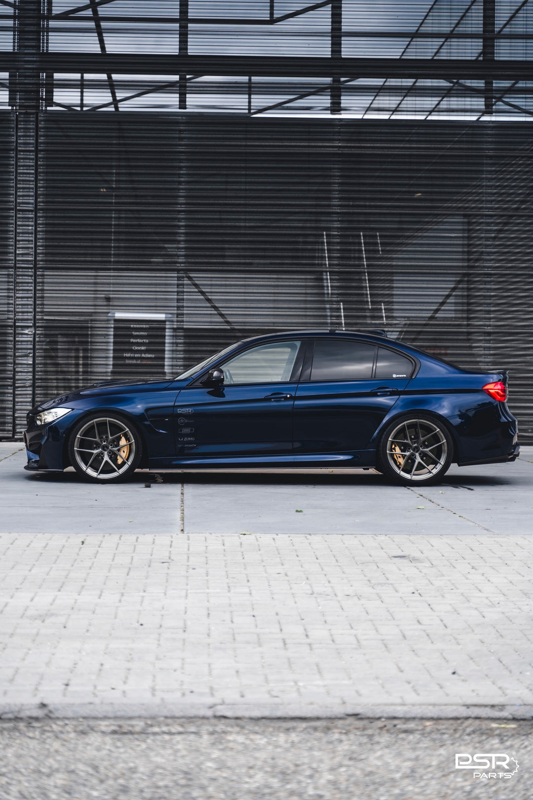 DCE Parts - Dutch Forged - DF-R1 - 1-Piece Full Forged Wheels - Brushed Gunmetal