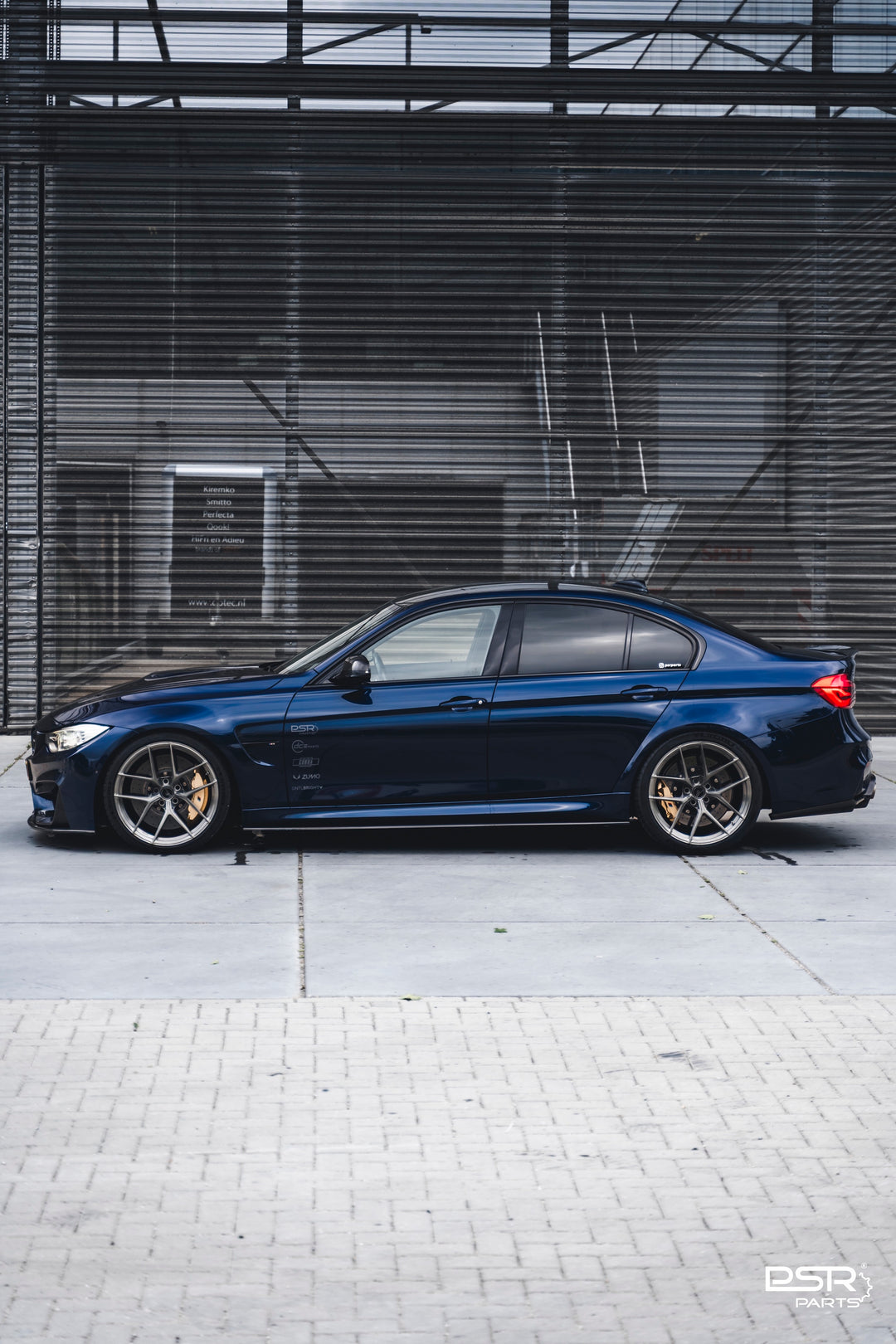 DCE Parts - Dutch Forged - DF-R1 - 1-Piece Full Forged Wheels - Brushed Gunmetal