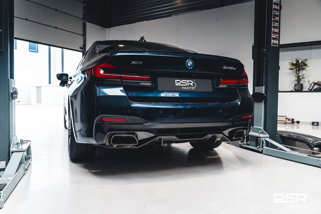 Gloss Black Rear M-Performance Look Diffuser for BMW G30 - M550i / 540i Performance Style with Larger Outlets