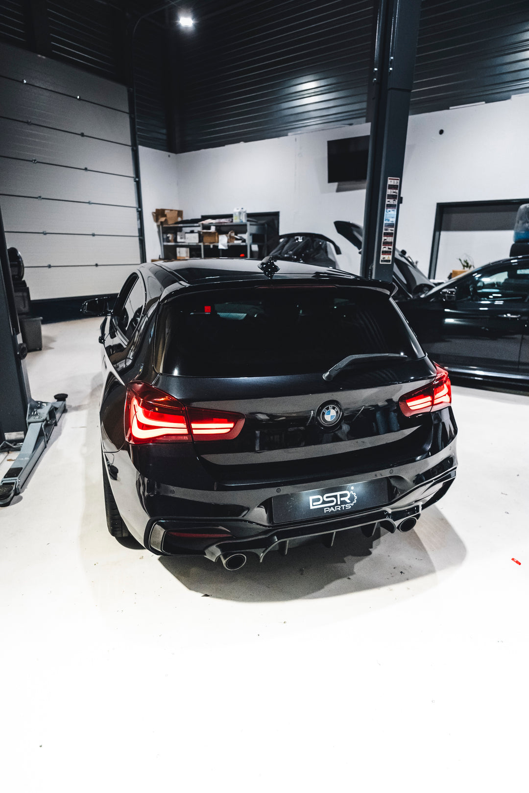 Gloss Black Rear Diffuser for BMW F20 F21 118i 120i 125i M140i Diffuser LCI