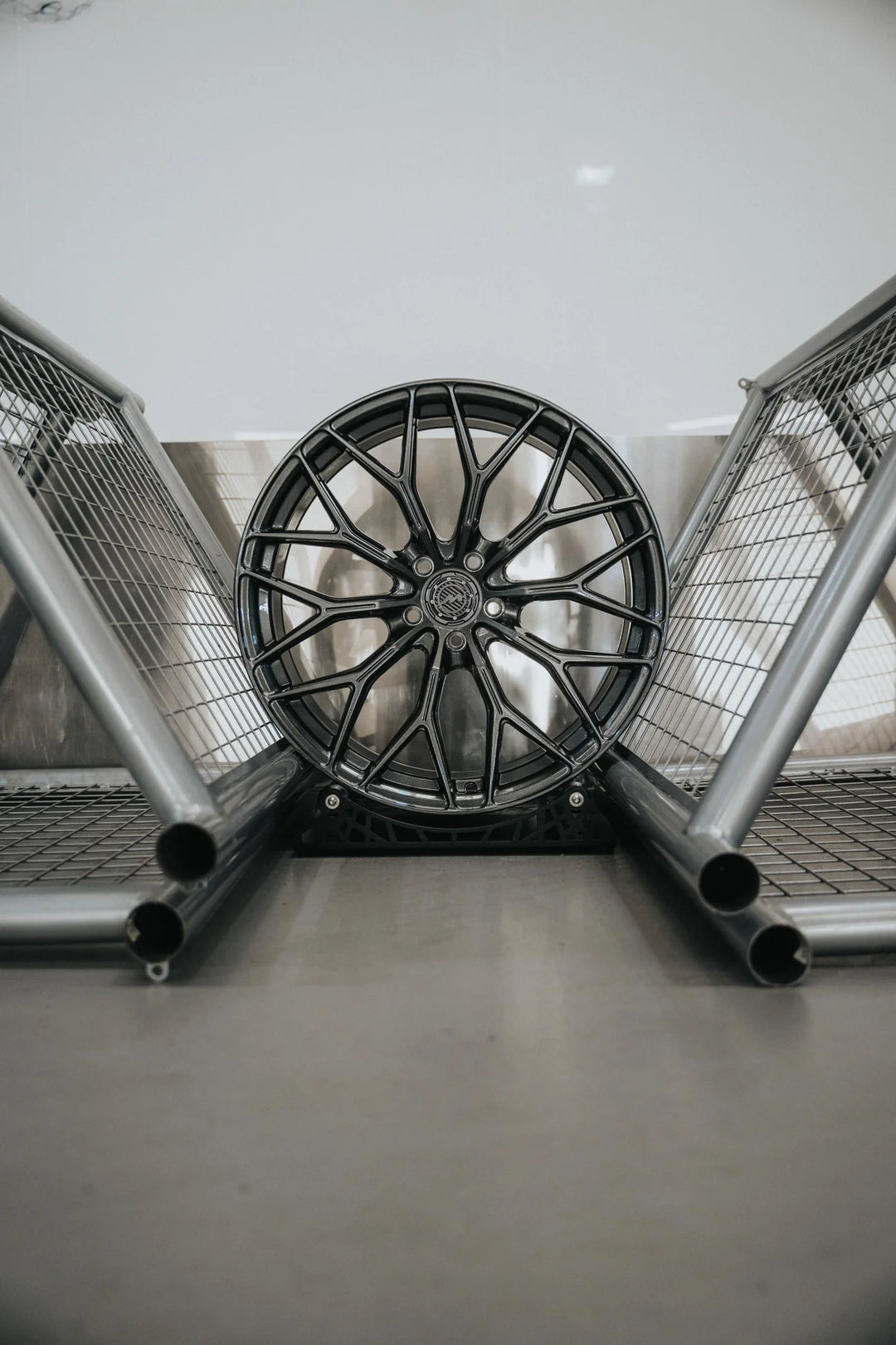 Motech Performance Wheels - BMW 3 SERIES G20 G21 M-WX 20" CARBON GREY MOTECH