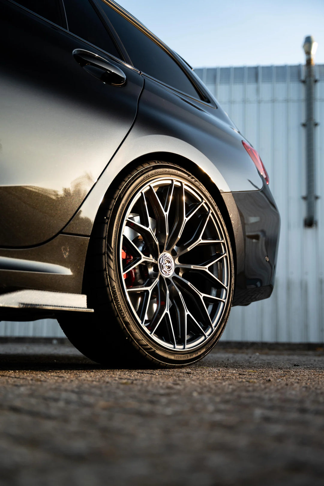 Motech Performance Wheels - BMW 3 SERIES G20 G21 M-WX 20" CARBON GREY MOTECH