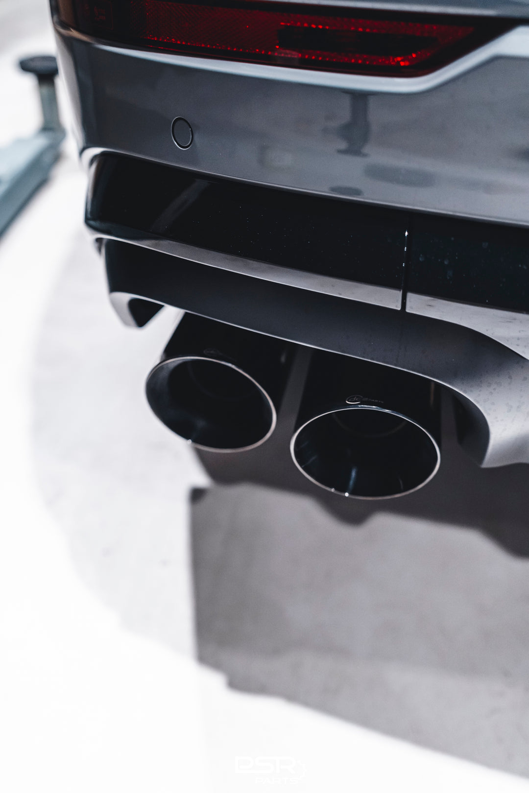 DCE Parts - Audi Q8 4M 55 TFSI-E / 60 TFSI-E Quad Exhaust Tips Conversion Plug and Play FACELIFT