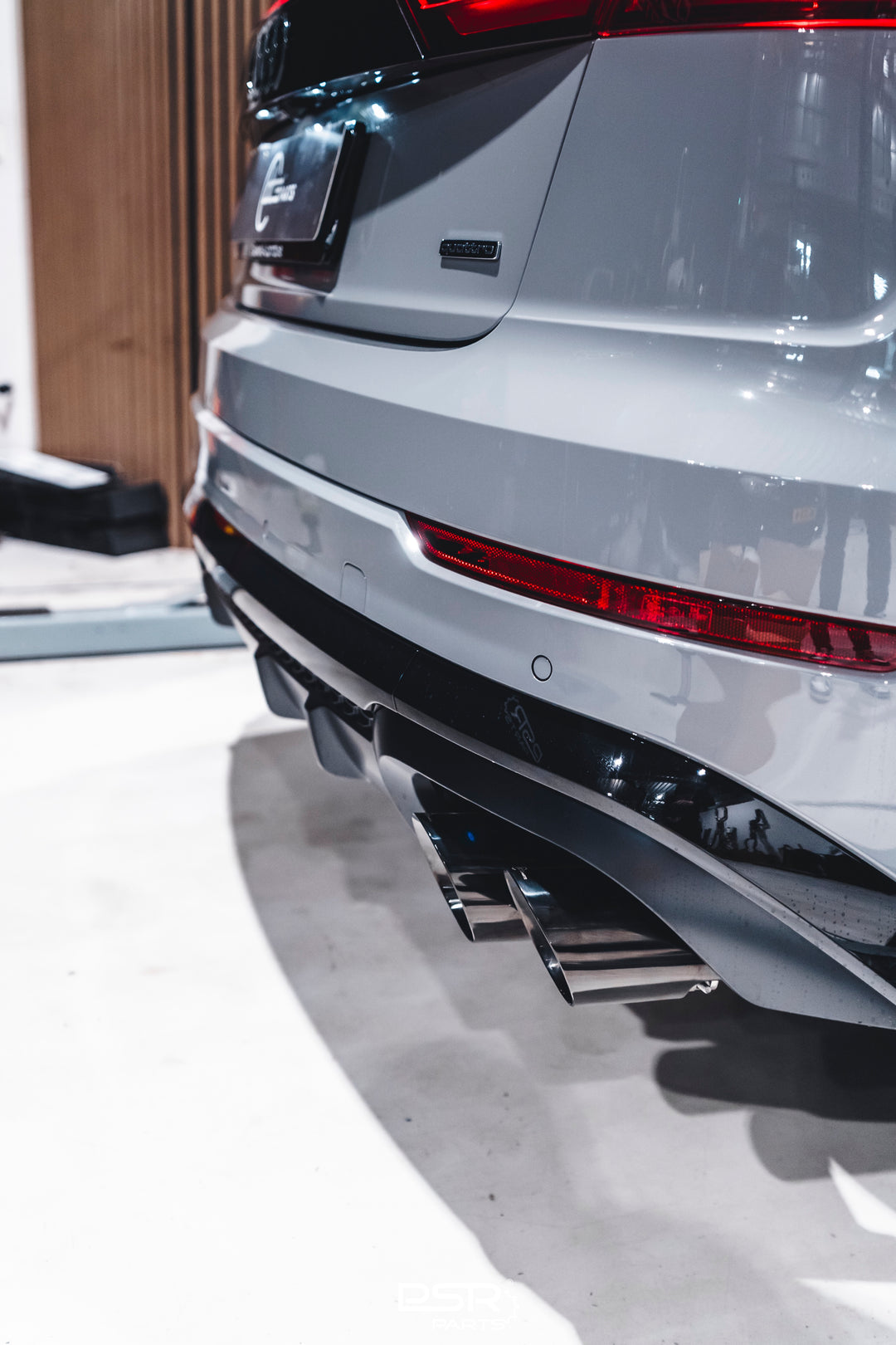 DCE Parts - Audi Q8 4M 55 TFSI-E / 60 TFSI-E Quad Exhaust Tips Conversion Plug and Play FACELIFT