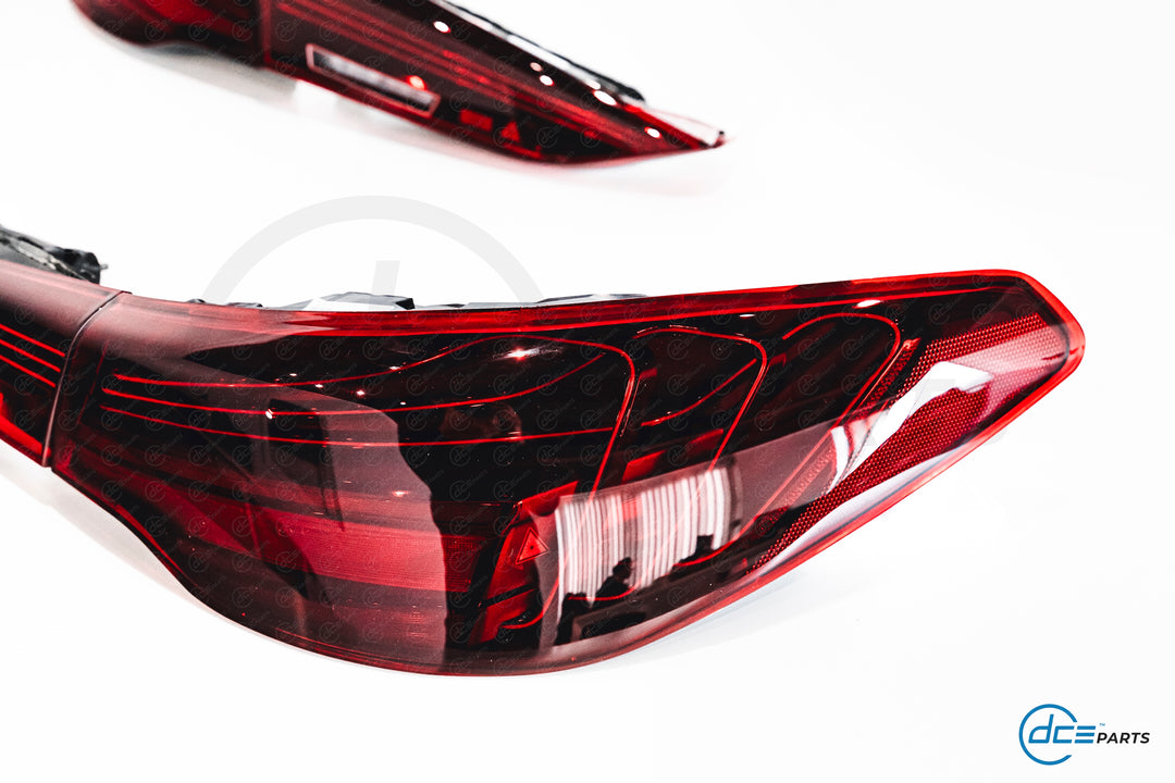BMW 4 Series G22 G23 G26 M4 G82 G83 CSL Style Red Rear Tail Lights