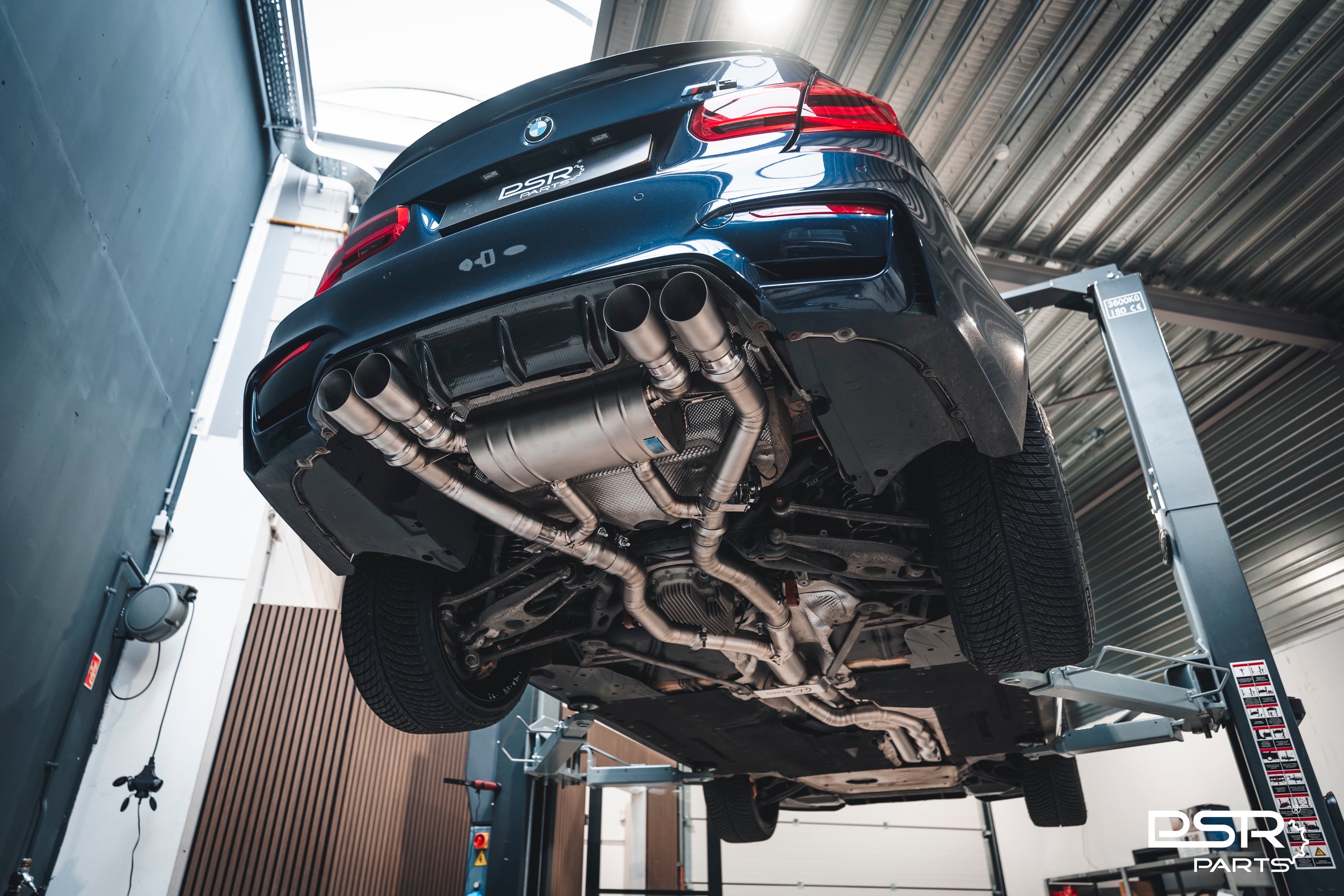 BMW F80 F82 車高調　ブラケット326power T-DEMAND BMW 3Series/M3（E46/F3＃/F80） チャクリキ 12K～40K仕様 商品