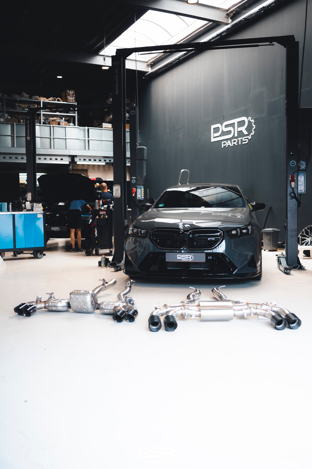 DCE Parts - BMW G90 M5 G99 M5 Stainless Steel - Titanium Catback Axleback Valved Exhaust - 3.5 Inch | 90mm Midpipe