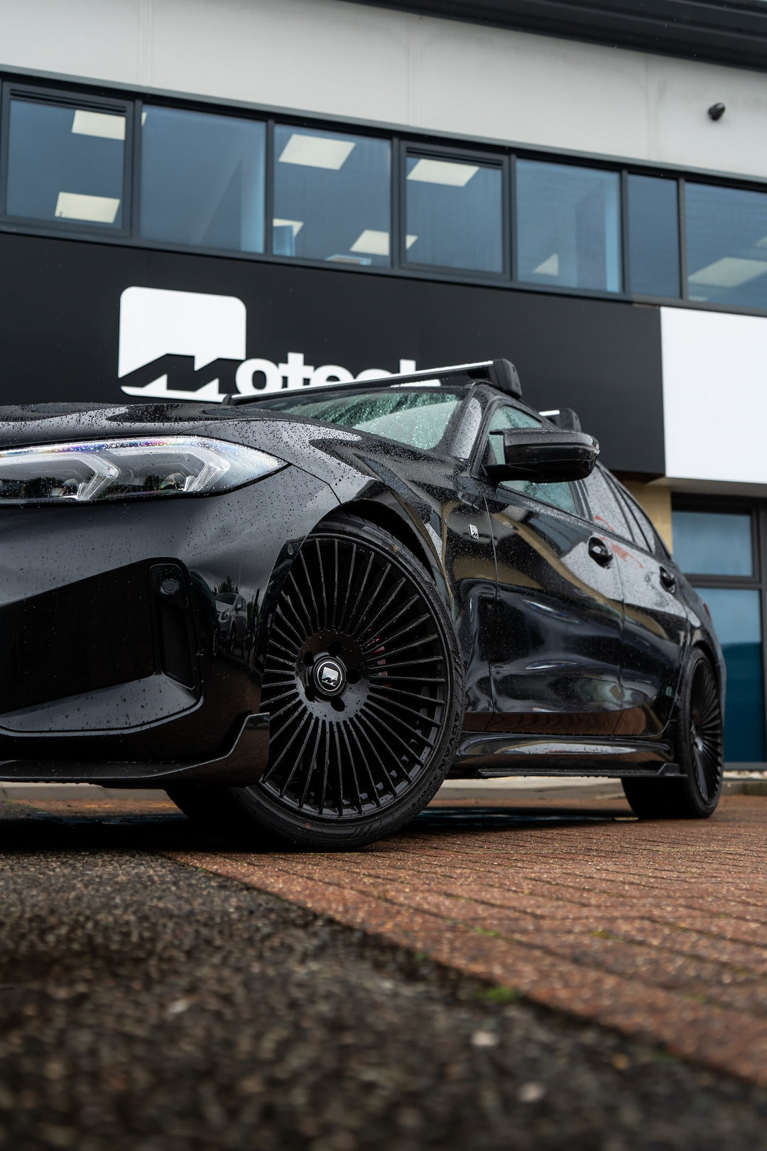 Motech Performance Wheels - BMW 4 SERIES G22 G23 G26 M-W5 20" GLOSS BLACK MOTECH WHEEL