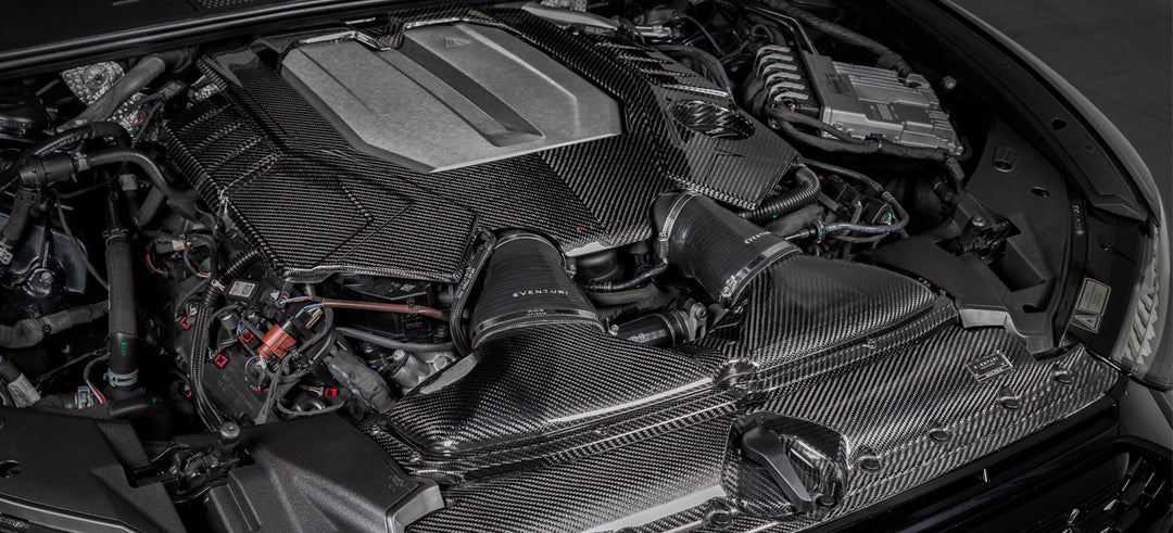 Eventuri - Audi C8 RS6 / RS7 Audi C8 RS6 RS7 Black Carbon Engine Cover Gloss