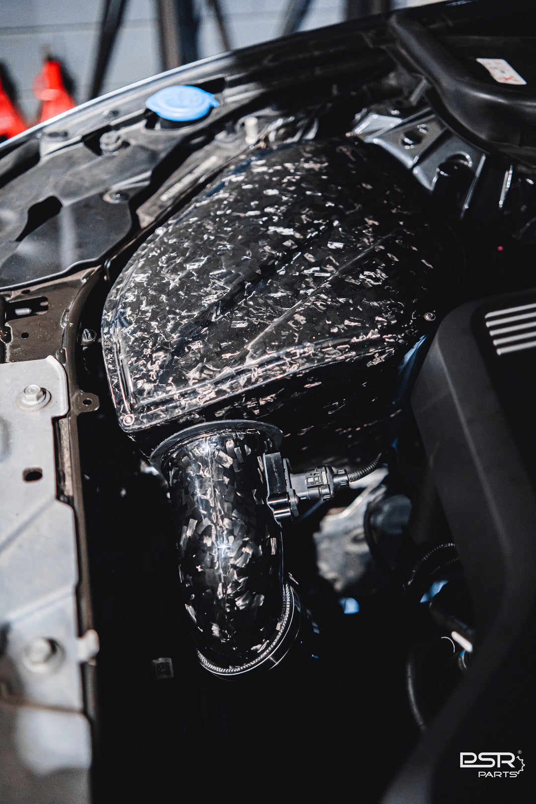 DCE Parts - Carbon / Forged Carbon Performance Intake - BMW G20 B48