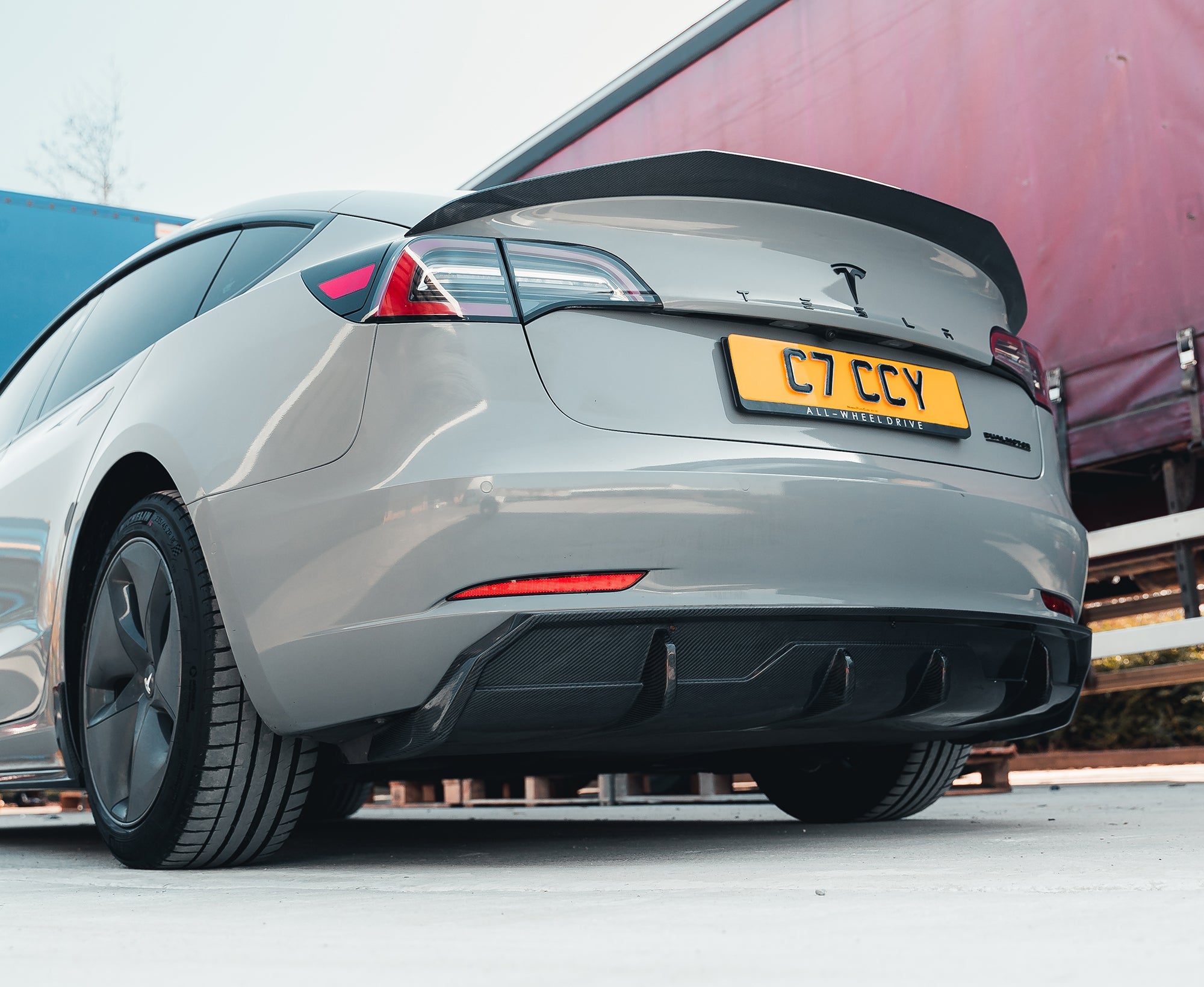 TESLA MODEL 3 CARBON FIBRE DIFFUSER - CT DESIGN - CT Carbon