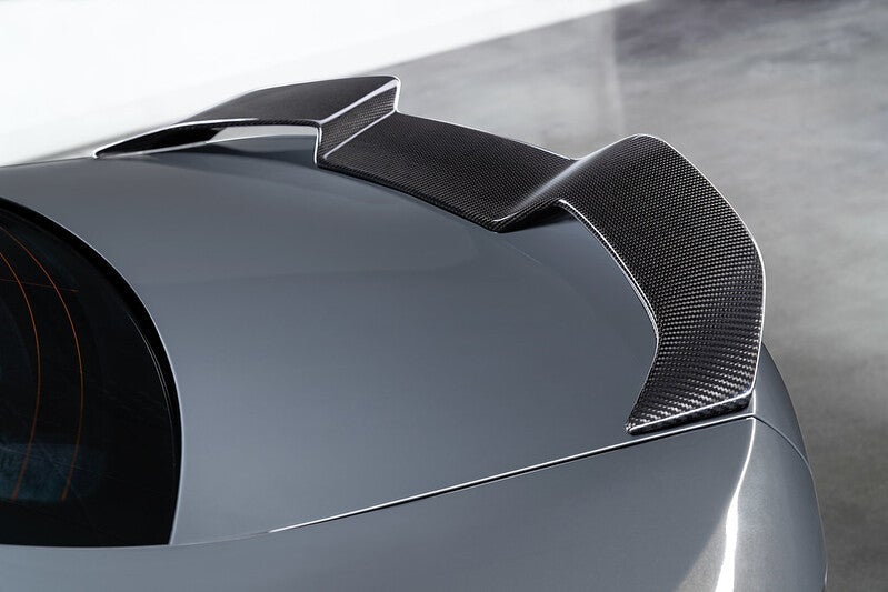 Vorsteiner VRS Aero Decklid Spoiler Carbon Fiber 2x2 Glossy ( M4 only )