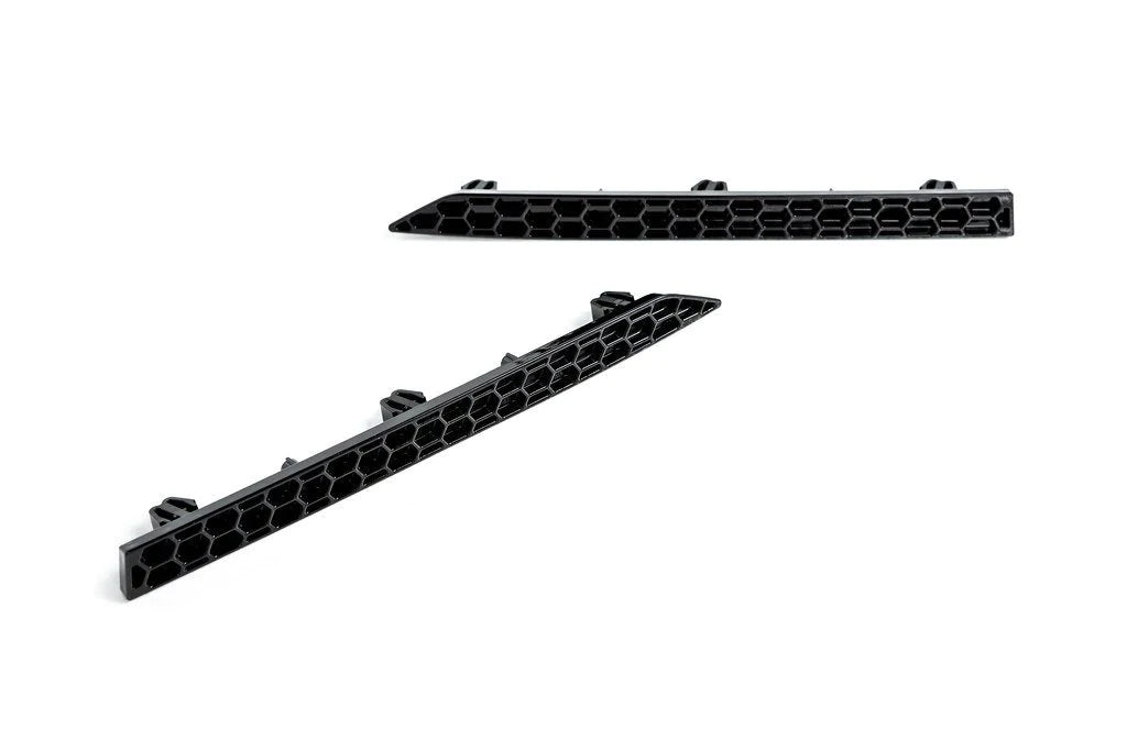 Acexxon Honeycomb Rear Reflector Insert for BMW M3 & M4 (2021+, G80 G82)