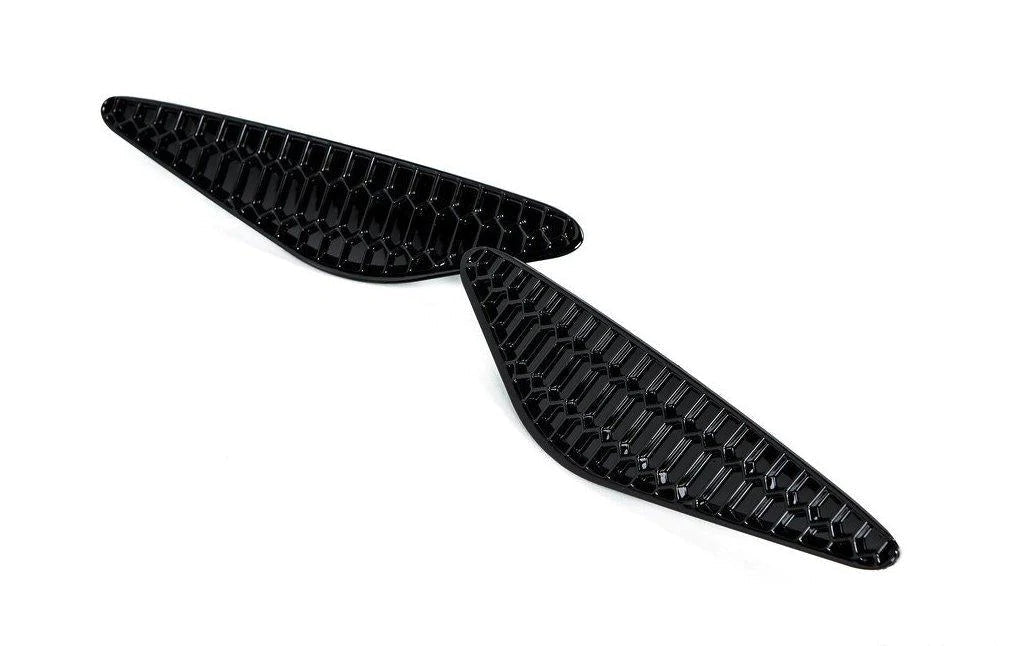 Acexxon Honeycomb Rear Reflector Insert for BMW M8 (2019+, F91 F92 F93)