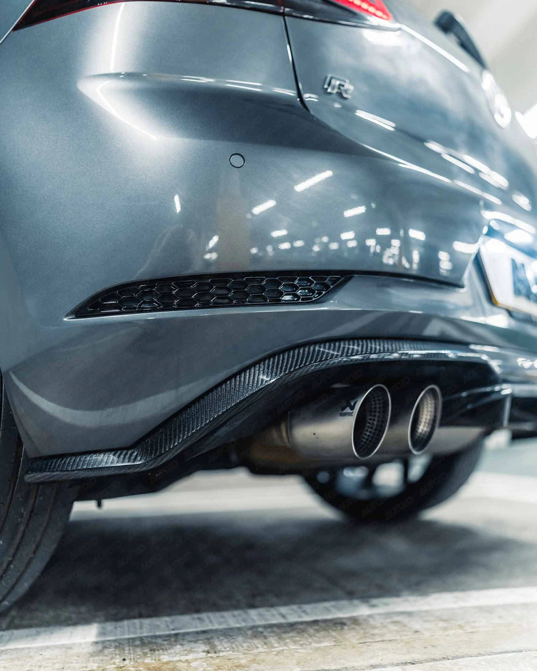 PSR Parts - Carbon Fibre Performance Rear Diffuser for VW Golf GTI & R (2017-2020, Mk 7.5)