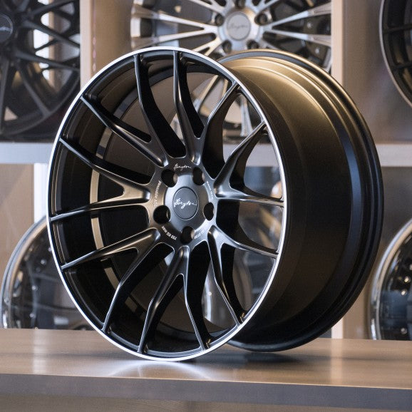 Breyton - Race GTX - Matt Black with Polished Lip (MBPL)