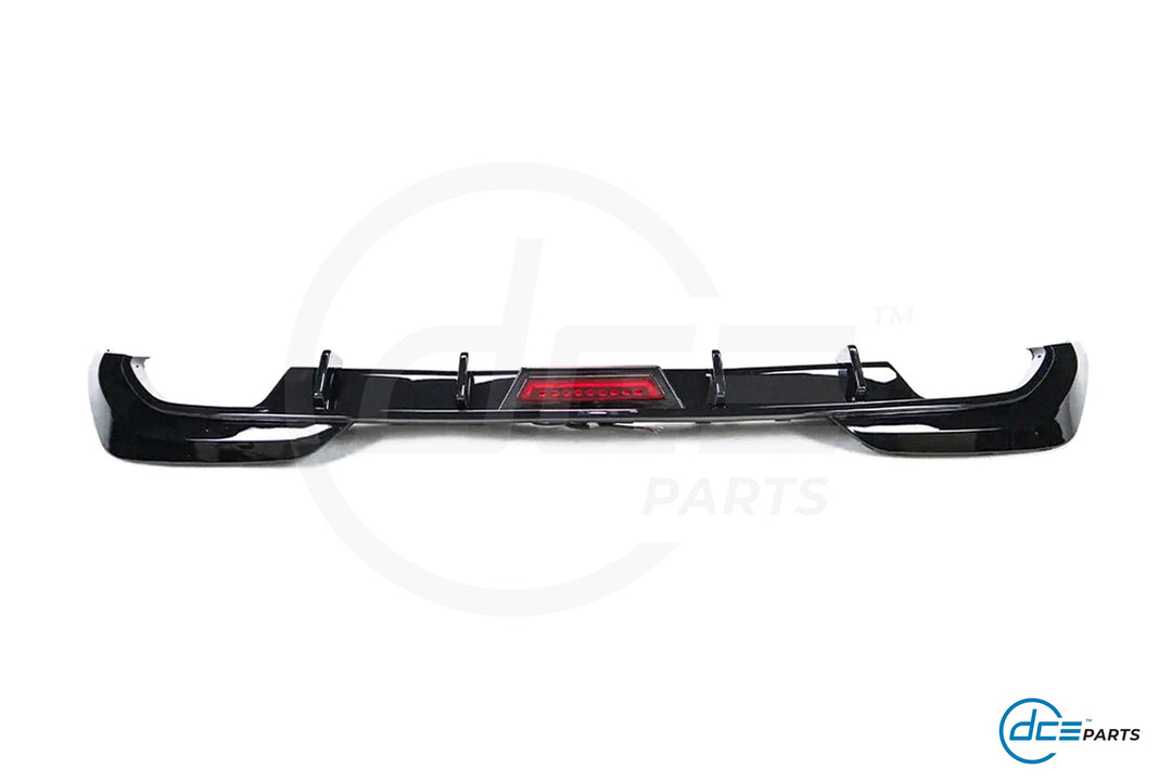DCE Parts - Gloss Black Rear Performance Diffuser with Fog Light - BMW M340i Look - Pre-LCI (2019+, G20 G21)