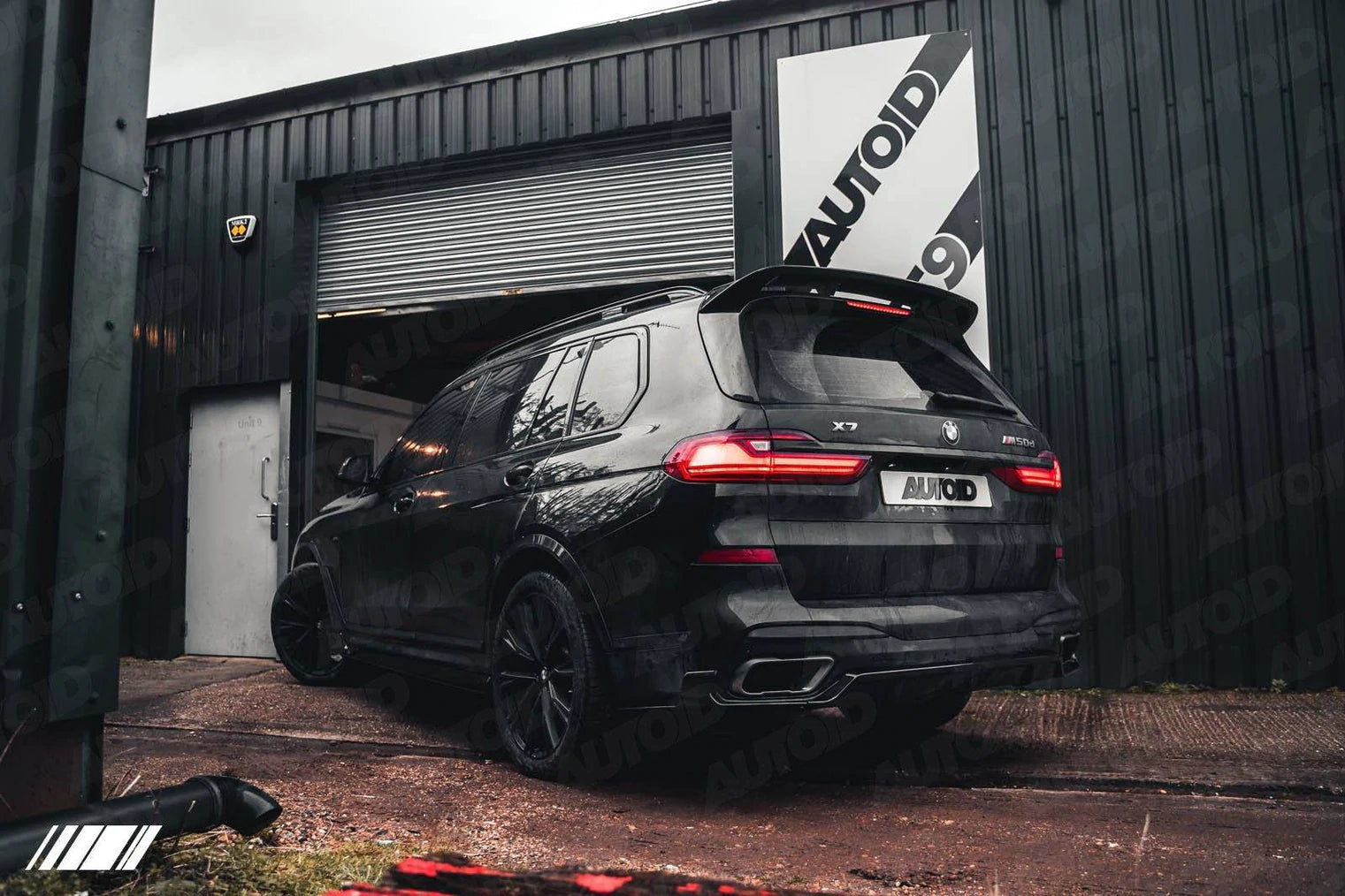 PSR Parts - Gloss Black Rear Wing Spoiler for BMW X7 (2018+, G07)