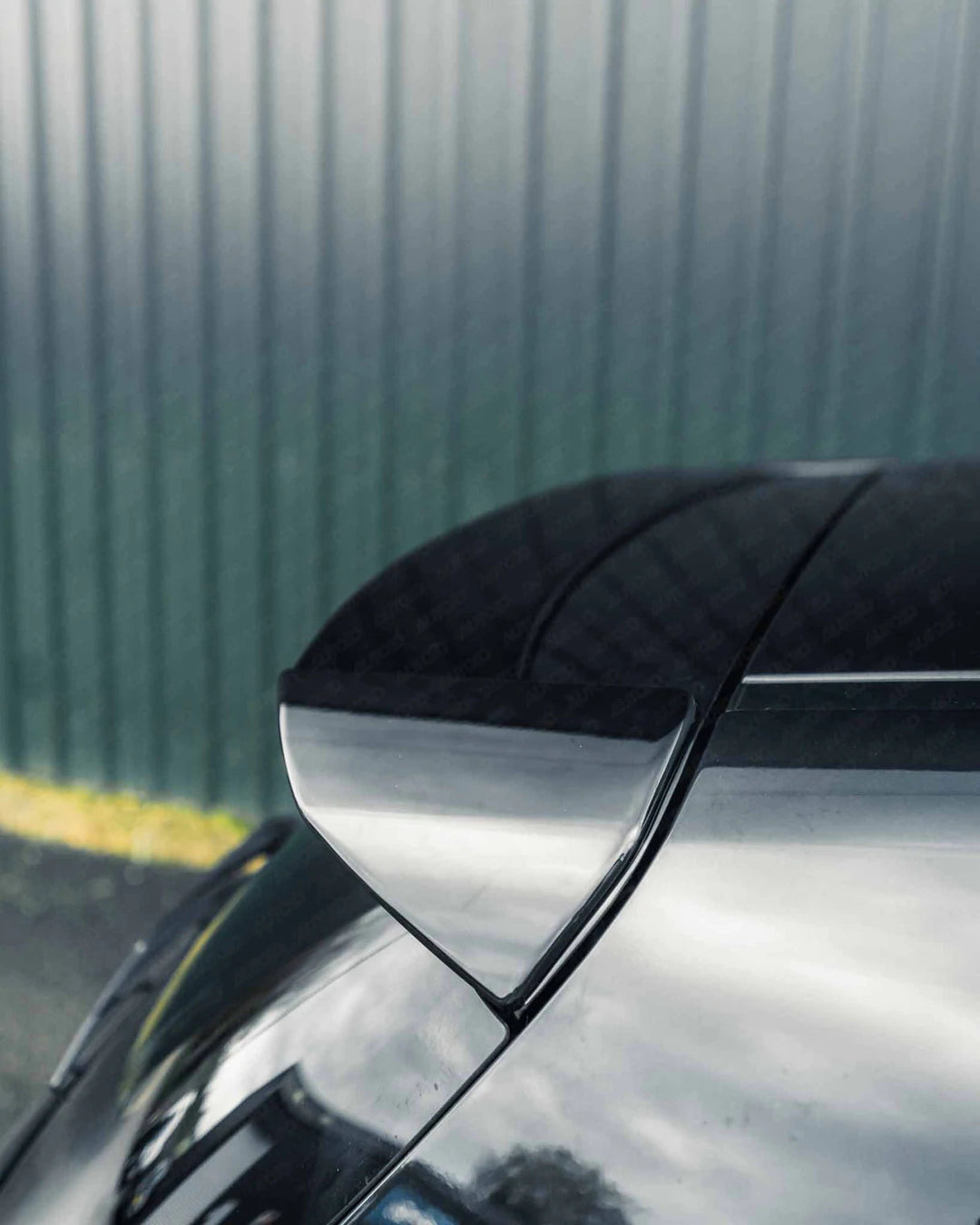 PSR Parts - Gloss Black Performance Rear Spoiler for BMW 1 Series (2011-2019, F20 F21)